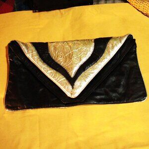 BLACK WITH TOOLED SILVER ENVELOPE LEATHER BAG